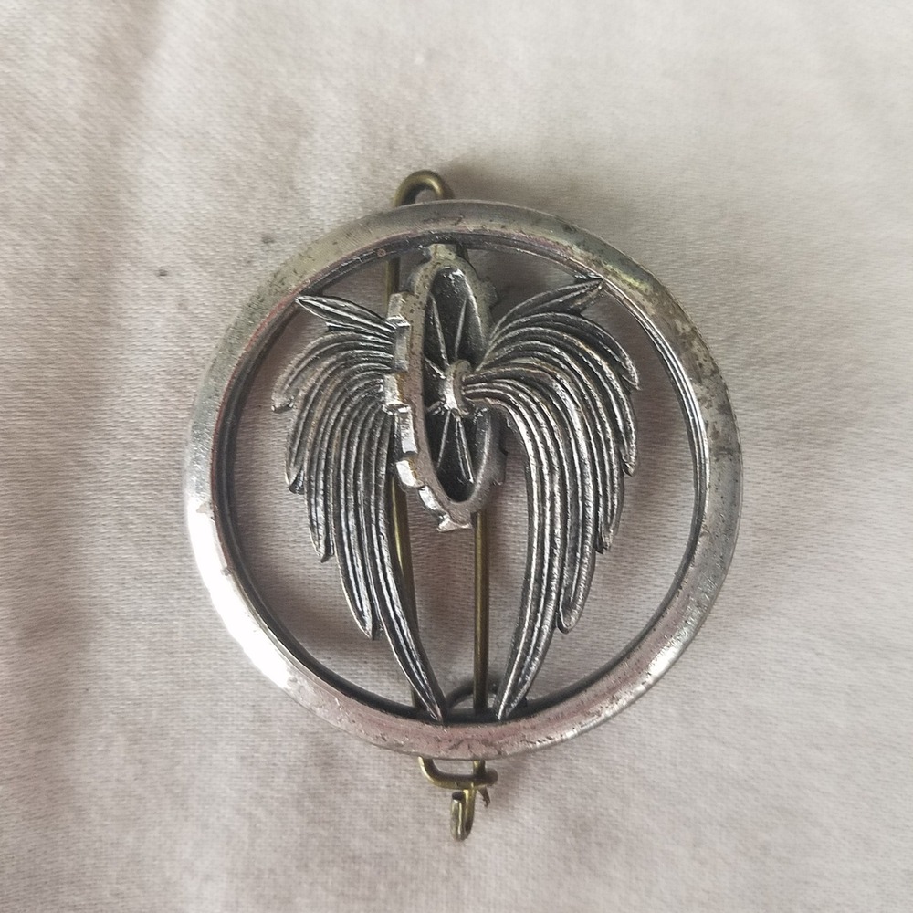 Mourgeon Paris Beret Pin Silver metal Good Winged Wheel French Military vintage